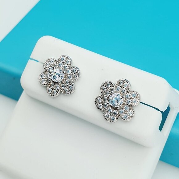 "925 Sterling Silver CZ Beautiful Earrings for Women, 1USPAR4245   eta - Picture 3 of 11